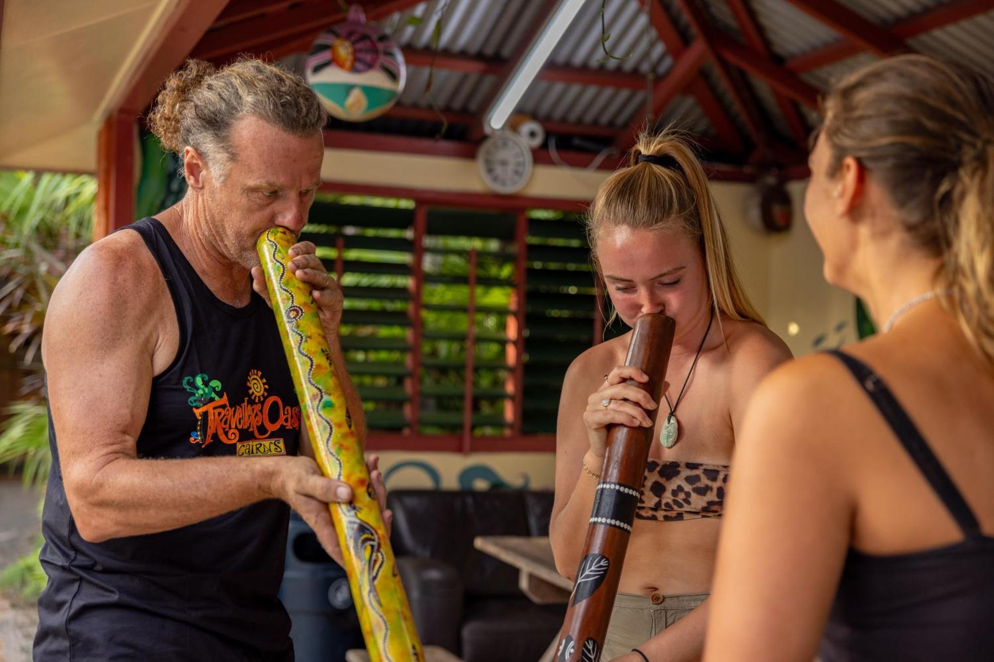 Hostel Travellers Oasis Cairns Zewnętrze zdjęcie