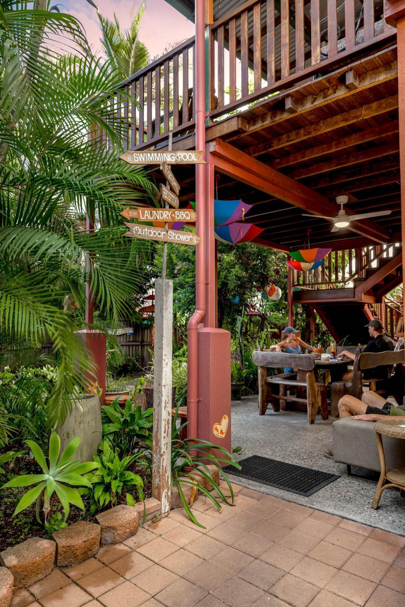 Hostel Travellers Oasis Cairns Zewnętrze zdjęcie